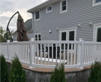 PVC Railing with Radius Specialty Bends
