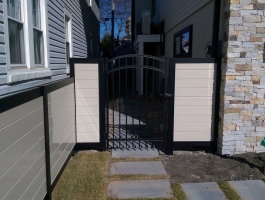 Sequoia Sand Horizontal with Granite Gate