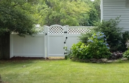 Mohawk Fence & Arched Gate