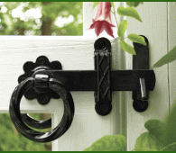 Twisted Ring-Latch
